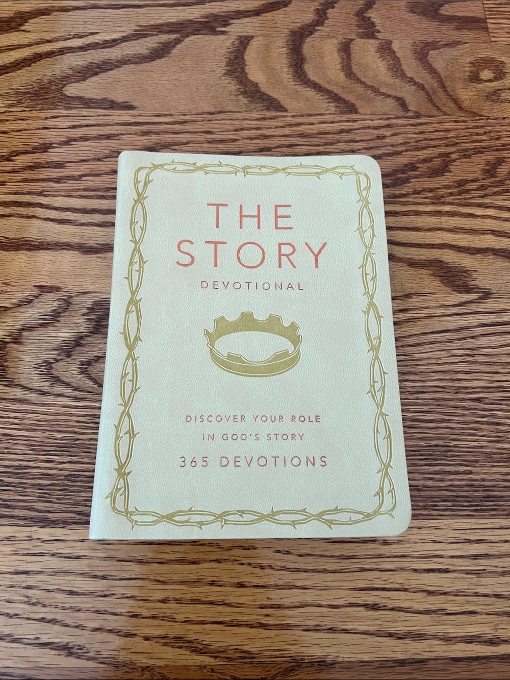 The Story Devotional - Cream and Gold 365-Day Devotional